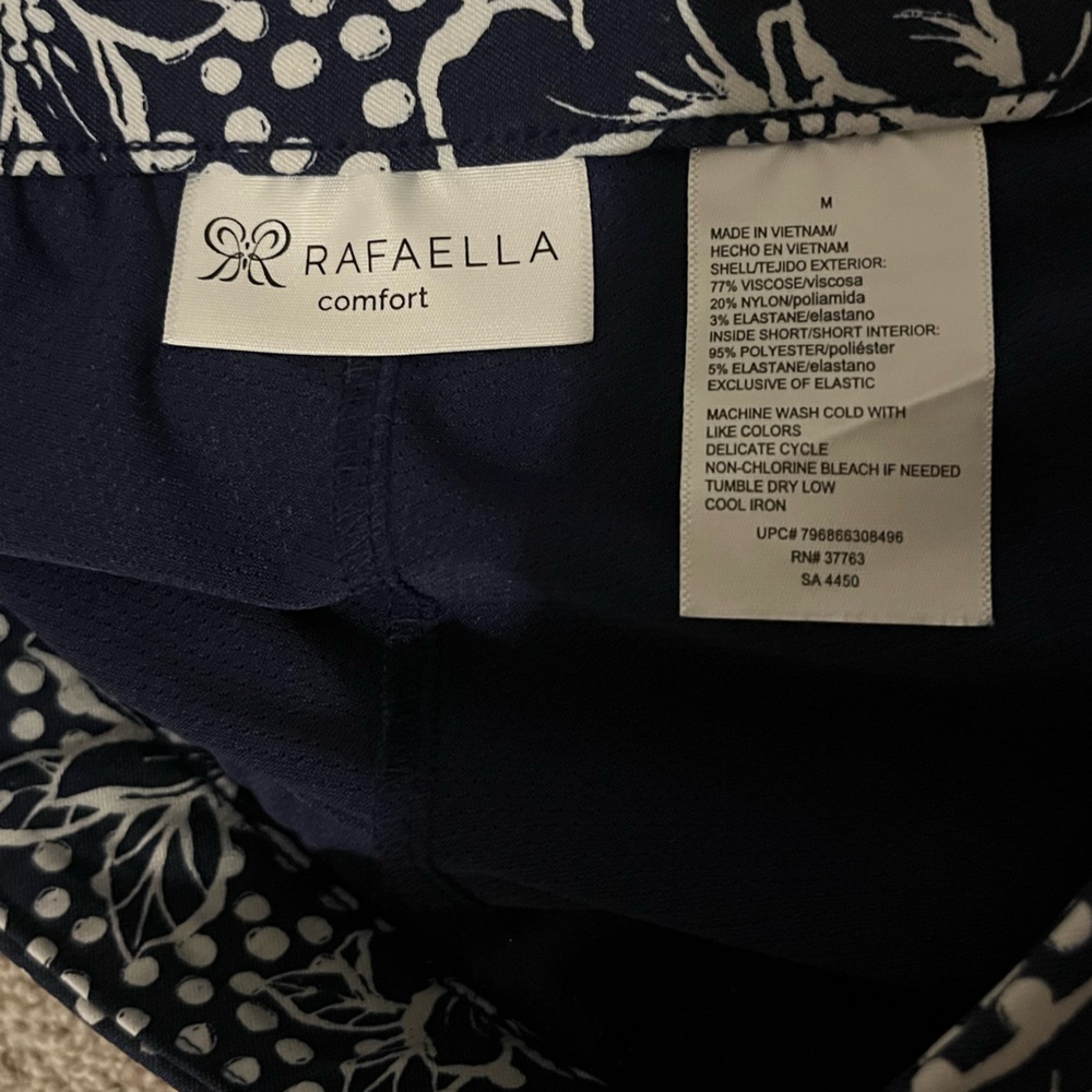 Skort - Picture 3 of 4